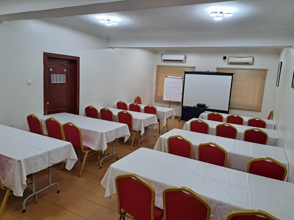 Summit Conference Room